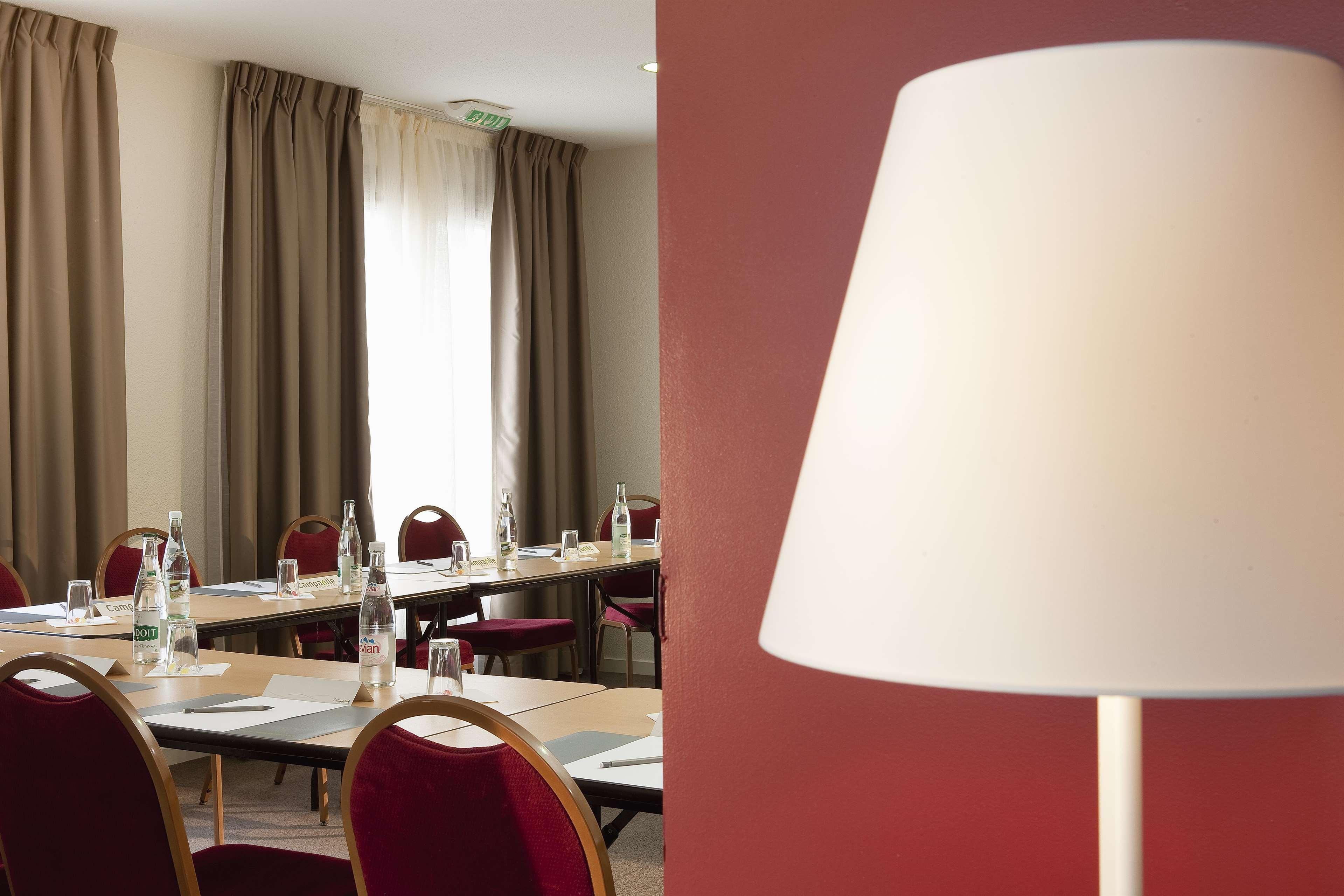 Campanile Hotel 3*